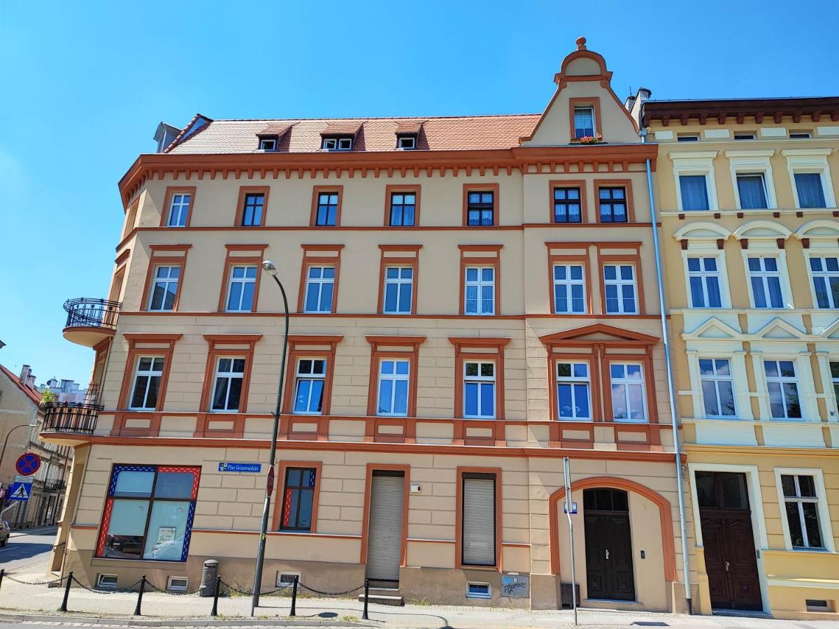 Centrum Grand Apartament Lejlighed Świdnica Eksteriør billede