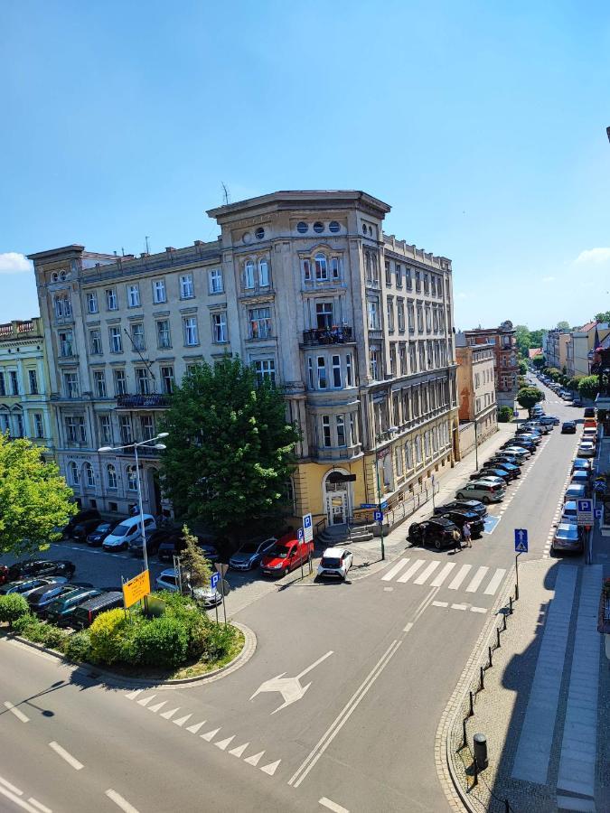 Centrum Grand Apartament Lejlighed Świdnica Eksteriør billede